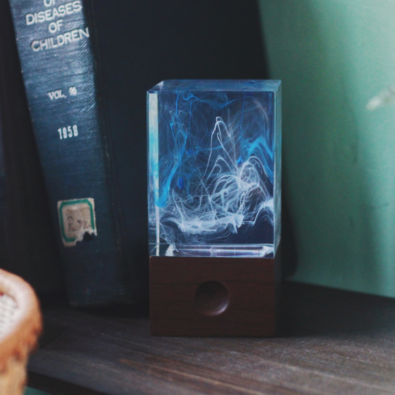 Resin table decor - Aurora