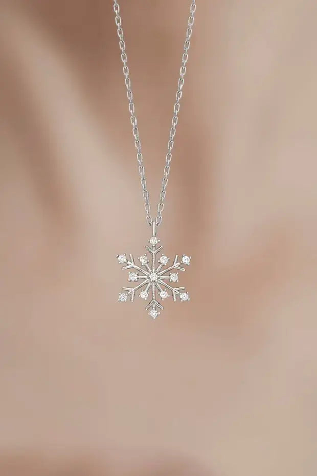ELITE CASA 925 Silver Snowflake Necklace Stone