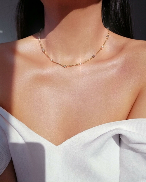 18 Karats Chrome Glass Crystals Chain Choker - Image 2