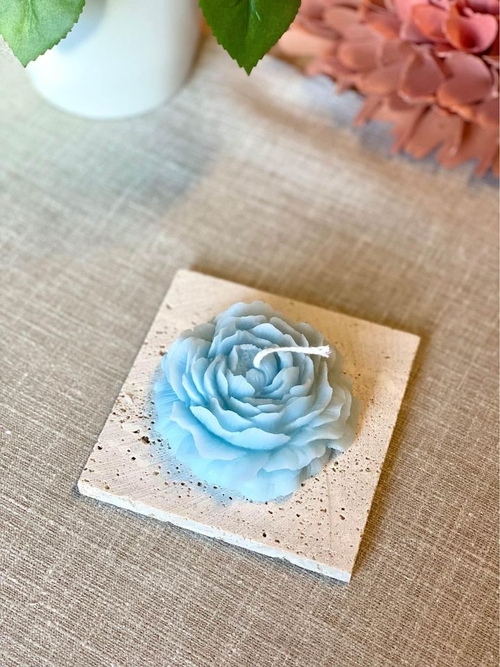 Peony Scented Candle — The Essence of Elegant Luxury - Image 5