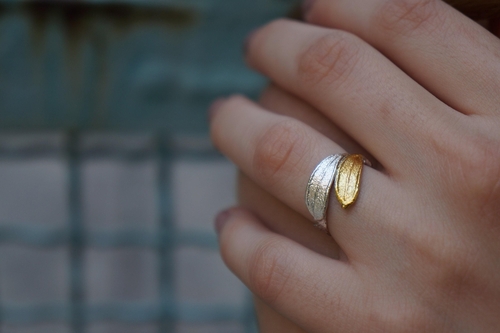 Sterling Silver Olive Leaf Ring - Two-Tone Finish, Handmade Detail - Image 3