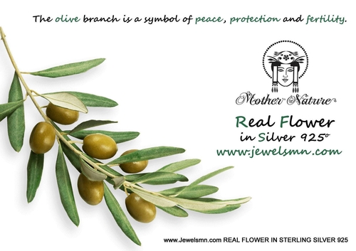Sterling Silver Olive Leaf Ring - Two-Tone Finish, Handmade Detail - Image 4